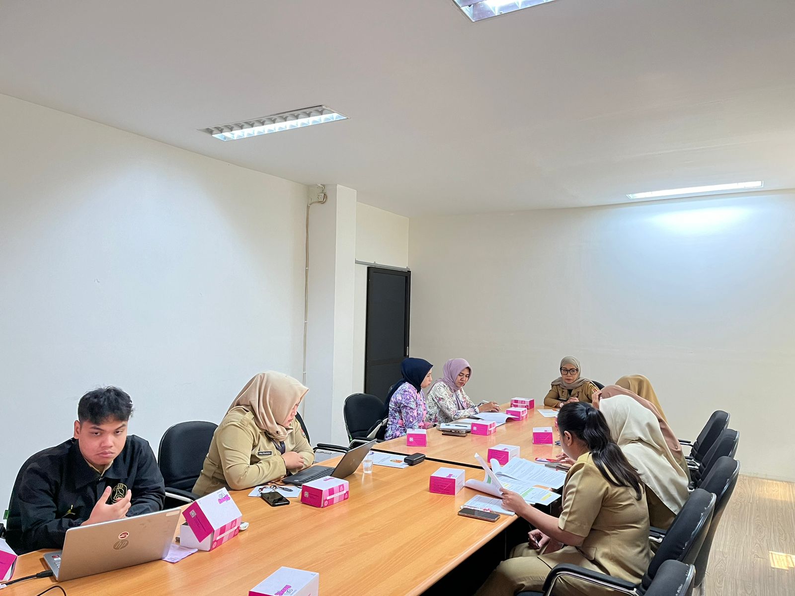 Rapat Koordinasi Perjanjian Kerjasama antara Dinas Kominfo Kota Semarang dan Sekolah Vokasi Sarjana Terapan Universitas Diponegoro